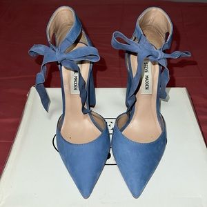 Blue Tie Heels
